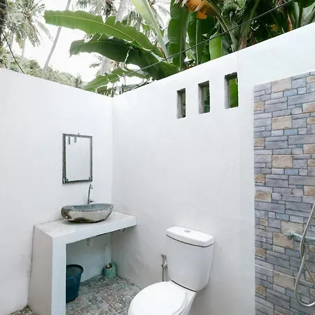 Cici Bungalow Senggigi Mangsit Exterior photo