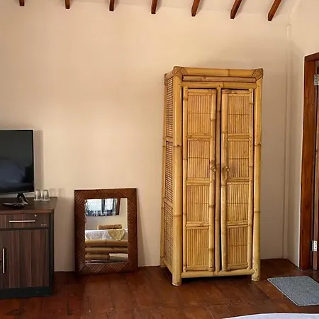 Cici Bungalow Senggigi Mangsit Exterior photo