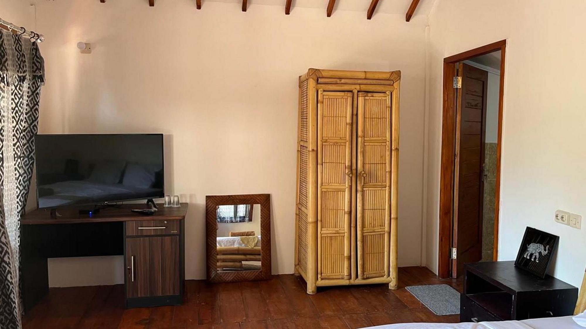 Hotel Cici Senggigi Mangsit